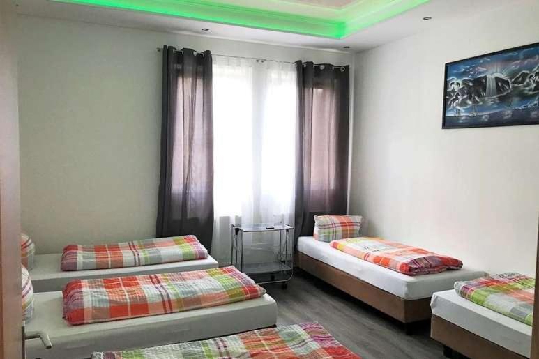 Hostel "Berkut" Nuremberg Ngoại thất bức ảnh